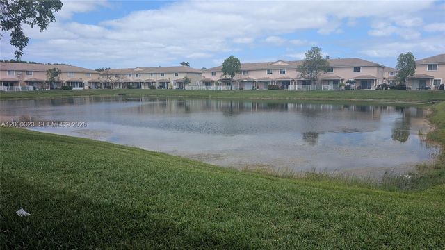 5910 Royal Way ----, Tamarac, FL 33321