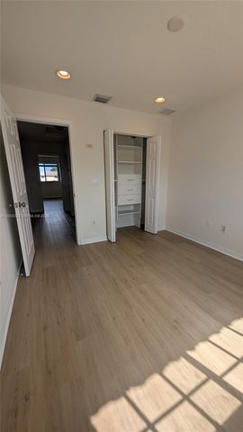 5910 Royal Way ----, Tamarac, FL 33321