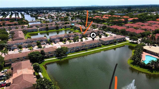 5910 Royal Way ----, Tamarac, FL 33321