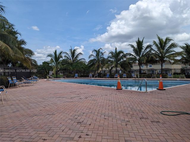 5910 Royal Way ----, Tamarac, FL 33321