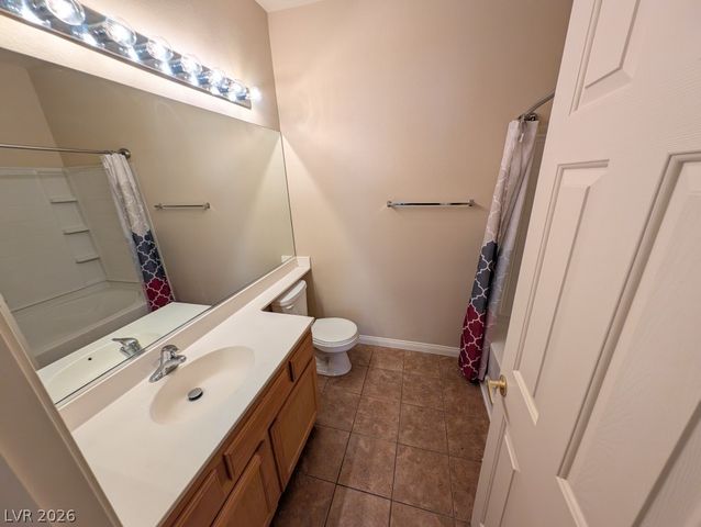 10280 GILMORE CANYON Court 201, Las Vegas, NV 89129