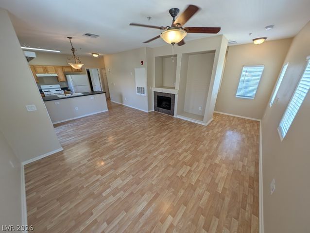 10280 GILMORE CANYON Court 201, Las Vegas, NV 89129