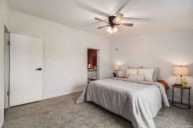 10774 N 750 W Road, Huntington, IN 46750