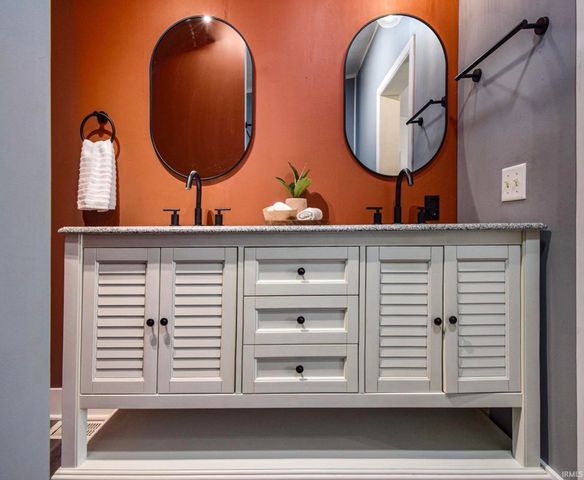 10774 N 750 W Road, Huntington, IN 46750