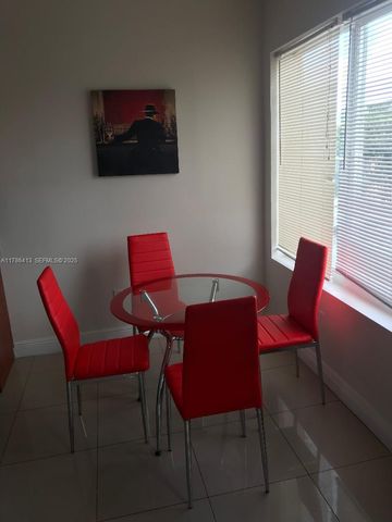 440 SW 5th Avenue, Miami, FL 33130