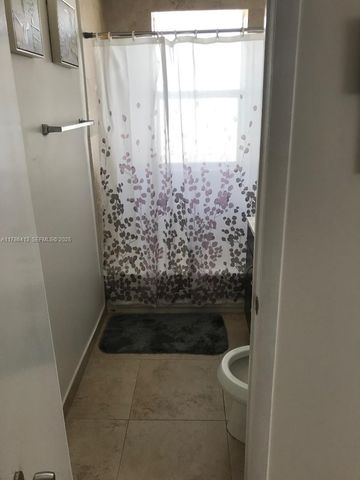 440 SW 5th Avenue, Miami, FL 33130