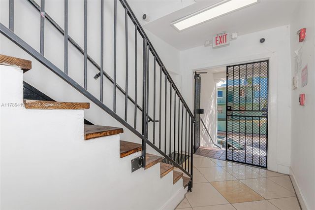 440 SW 5th Avenue, Miami, FL 33130