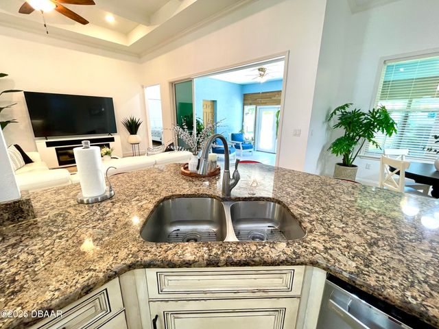15 Senseney Path, Palm Coast, FL 32164