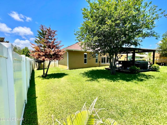 15 Senseney Path, Palm Coast, FL 32164