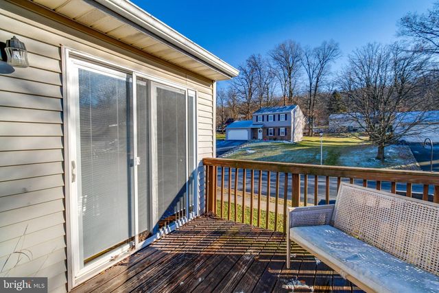 261 LINDA TER, Ephrata, PA 17522