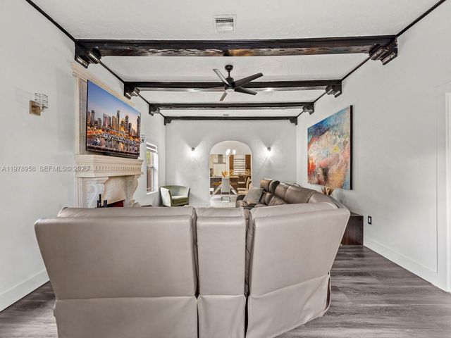 37 NW 47th Ter, Miami, FL 33127