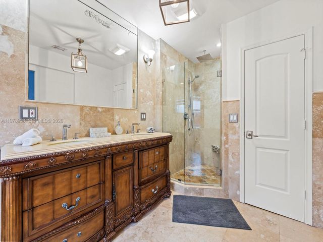 37 NW 47th Ter, Miami, FL 33127