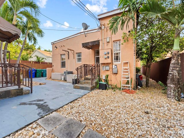 37 NW 47th Ter, Miami, FL 33127