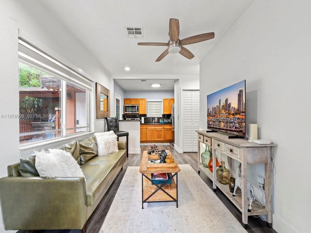 37 NW 47th Ter, Miami, FL 33127