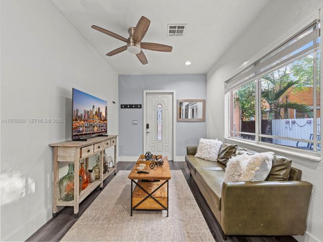 37 NW 47th Ter, Miami, FL 33127