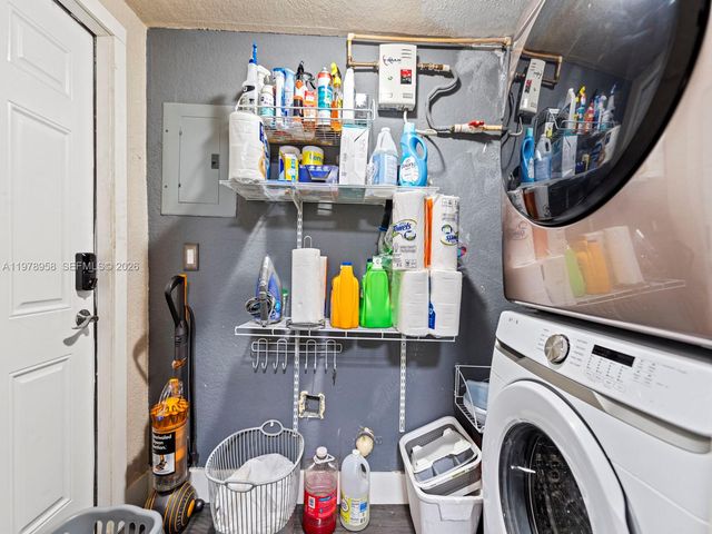 37 NW 47th Ter, Miami, FL 33127