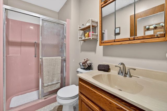 938 Duvall Drive, Woodstock, IL 60098