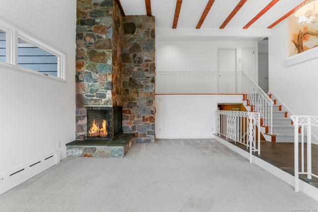 38 Smith Place, Trumbull, CT 06611