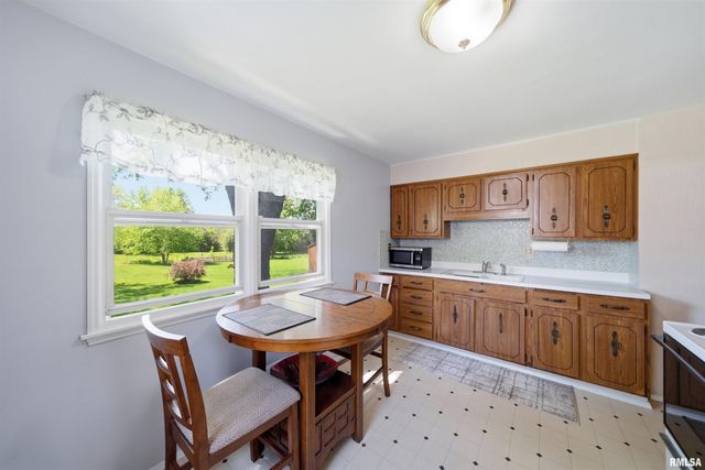 718 W SHENANDOAH Drive, Peoria, IL 61614