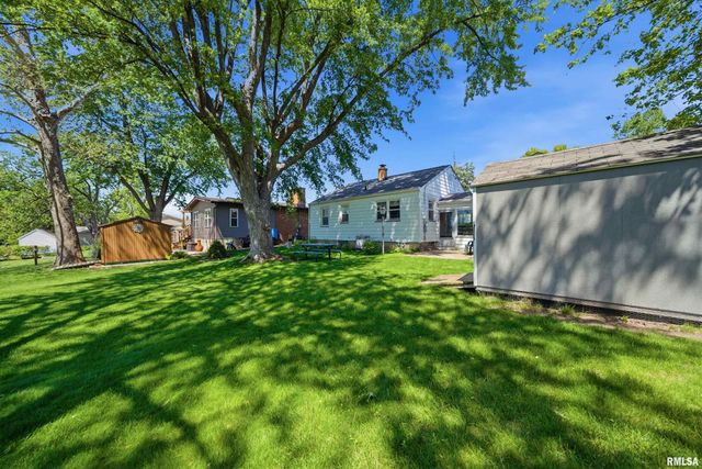 718 W SHENANDOAH Drive, Peoria, IL 61614