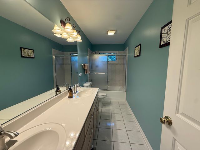 336 Tuttle Drive, Bloomingdale, IL 60108