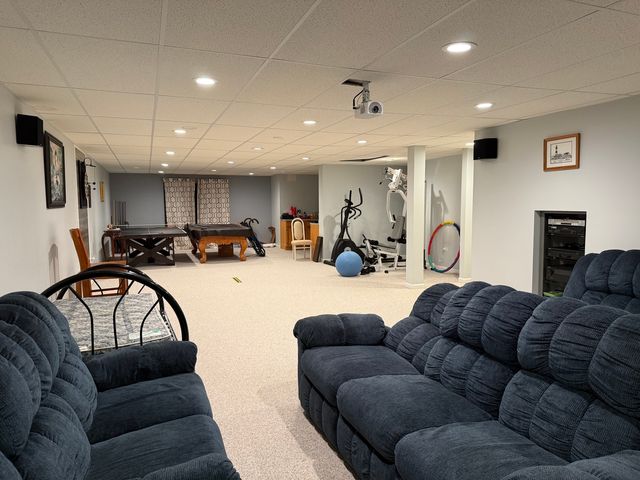 336 Tuttle Drive, Bloomingdale, IL 60108