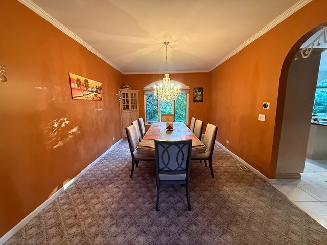 336 Tuttle Drive, Bloomingdale, IL 60108