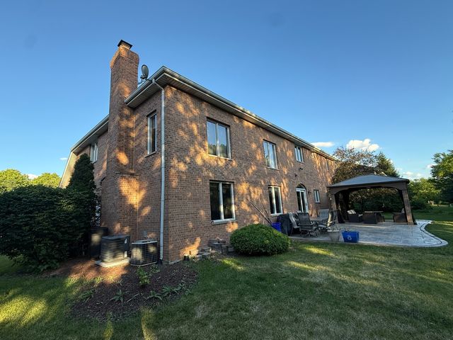 336 Tuttle Drive, Bloomingdale, IL 60108