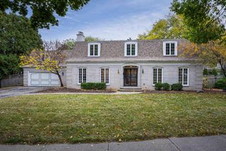 237 Carillon Drive, Madison, WI 53705