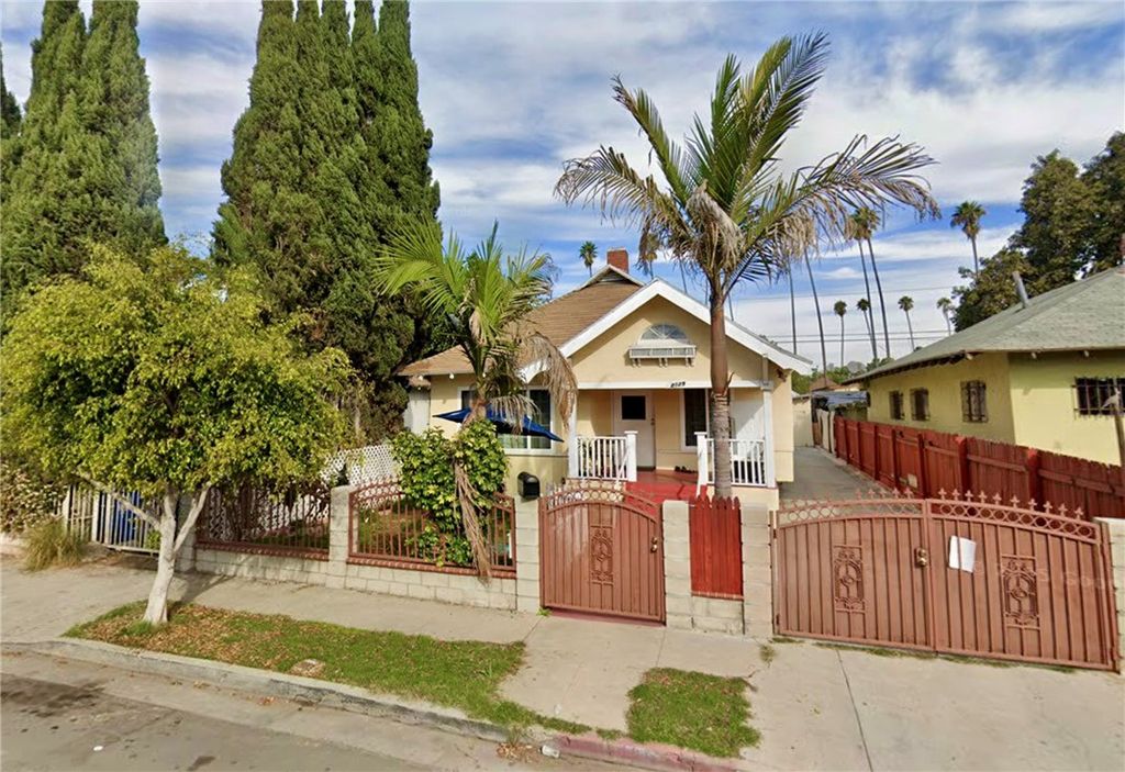 2129 W 30th, Los Angeles, CA 90018