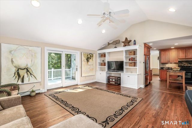 323 Upper Grassy Hill Road, Woodbury, CT 06798