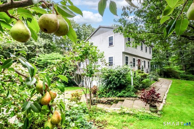 323 Upper Grassy Hill Road, Woodbury, CT 06798