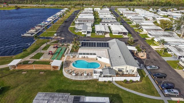 1401 W HIGHWAY 50 32, Clermont, FL 34711