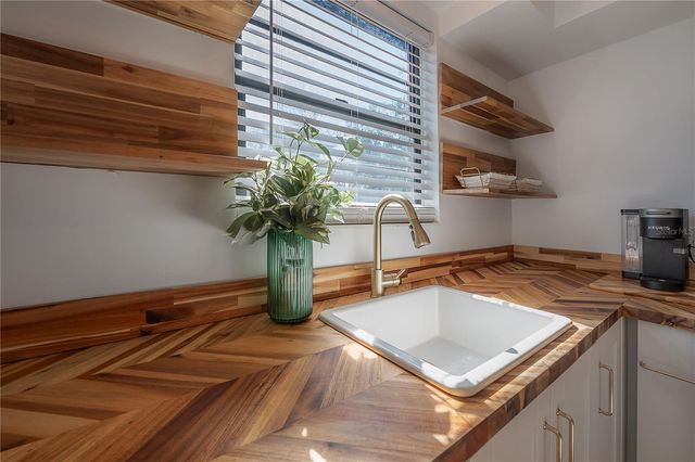 4110 N MARGUERITE STREET, Tampa, FL 33603