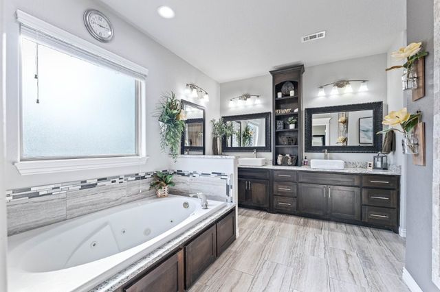 1503 Fontaine Court, Centerton, AR 72719