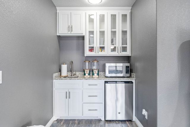 1503 Fontaine Court, Centerton, AR 72719