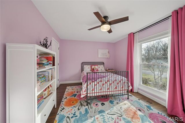 323 Algonquin Drive, Ballwin, MO 63011