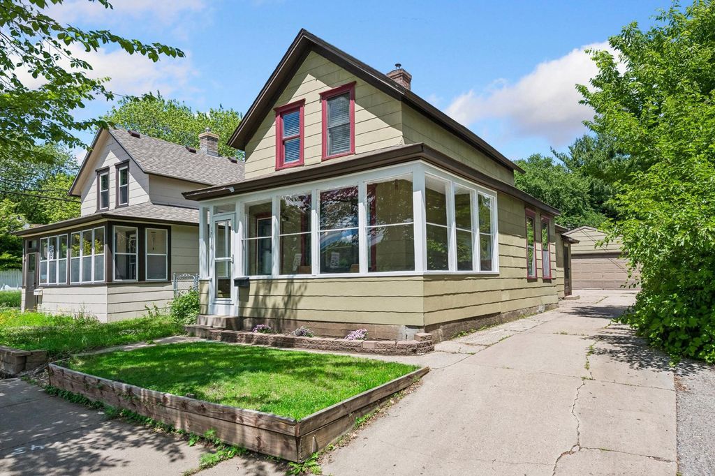 3014 E 26th Street, Minneapolis, MN 55406