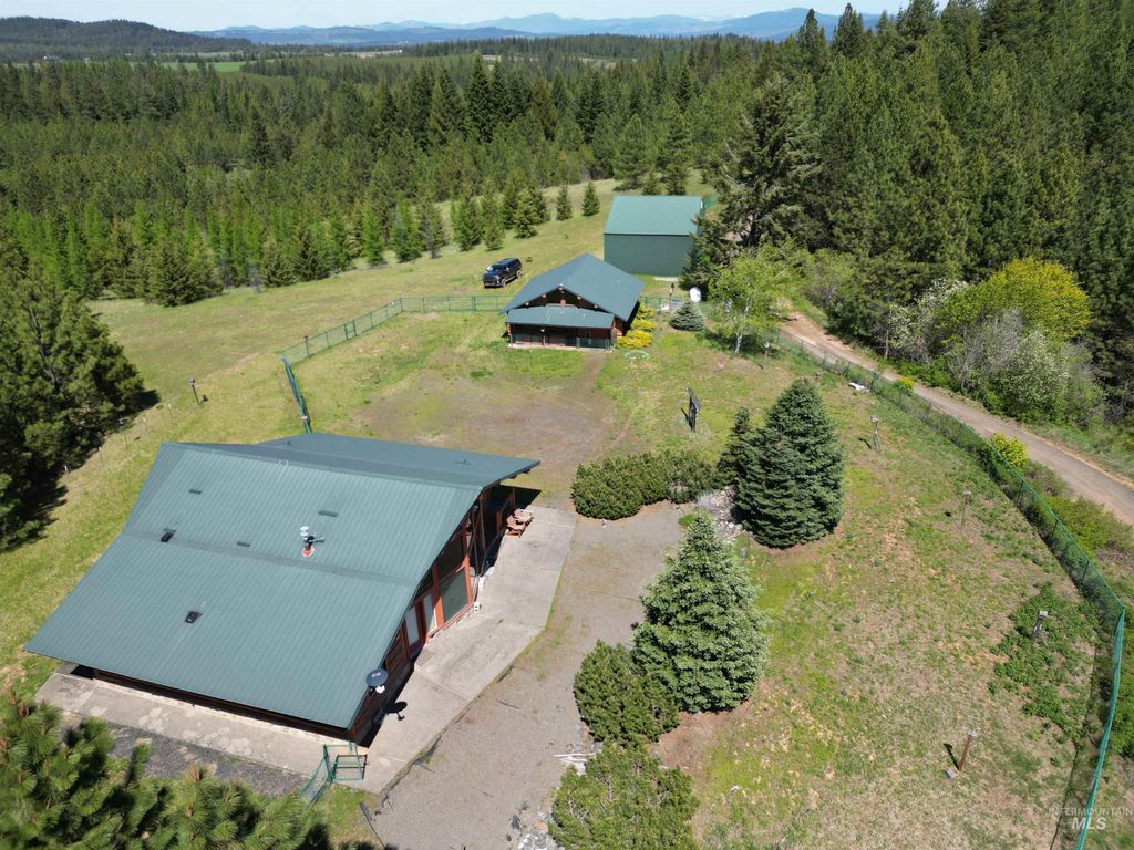 4975 Middle Road, Lenore, ID 83541 photo 12
