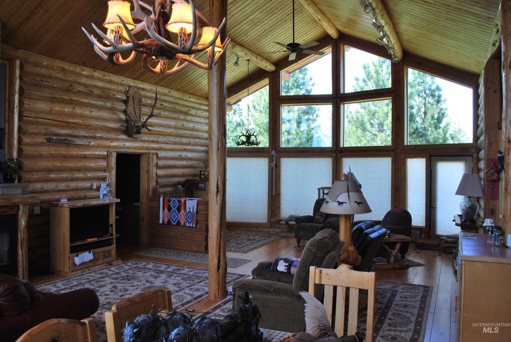 4975 Middle Road, Lenore, ID 83541 photo 16