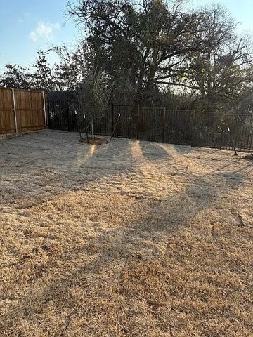 1808 Pentro Parkway, Providence Village, TX 76227