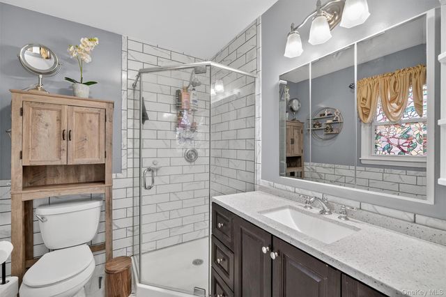 134 Ridge Road, Valley Cottage, NY 10989