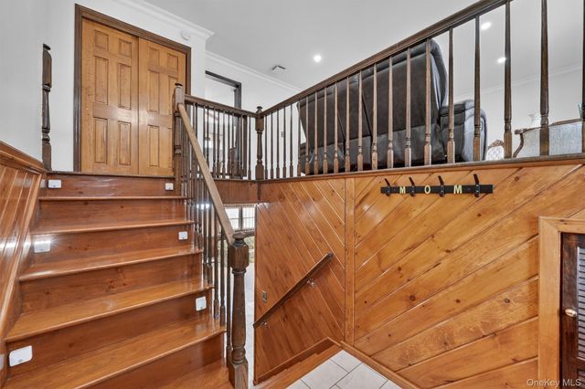 134 Ridge Road, Valley Cottage, NY 10989