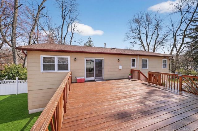 134 Ridge Road, Valley Cottage, NY 10989