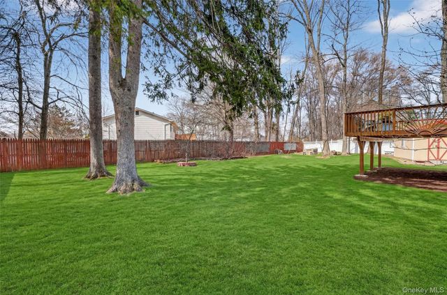 134 Ridge Road, Valley Cottage, NY 10989