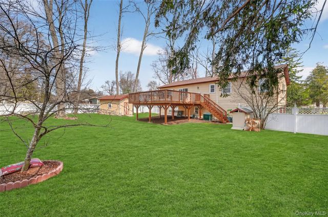 134 Ridge Road, Valley Cottage, NY 10989