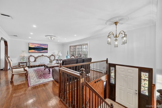 134 Ridge Road, Valley Cottage, NY 10989