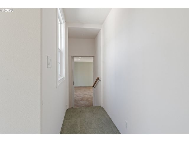 2360 Ne CLEVELAND Ave, Gresham, OR 97030
