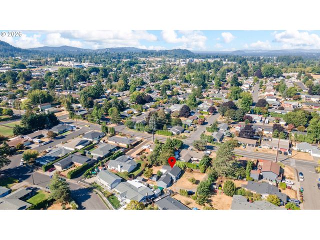 2360 Ne CLEVELAND Ave, Gresham, OR 97030