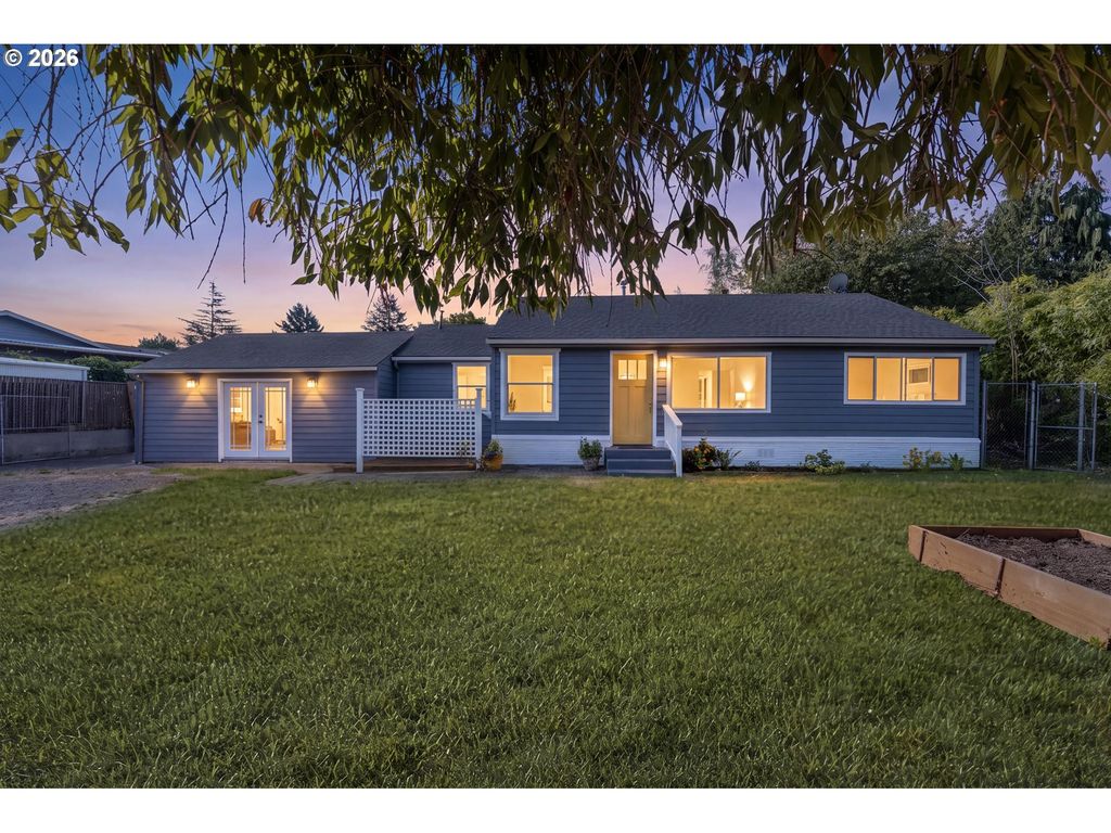 2360 Ne CLEVELAND Ave, Gresham, OR 97030